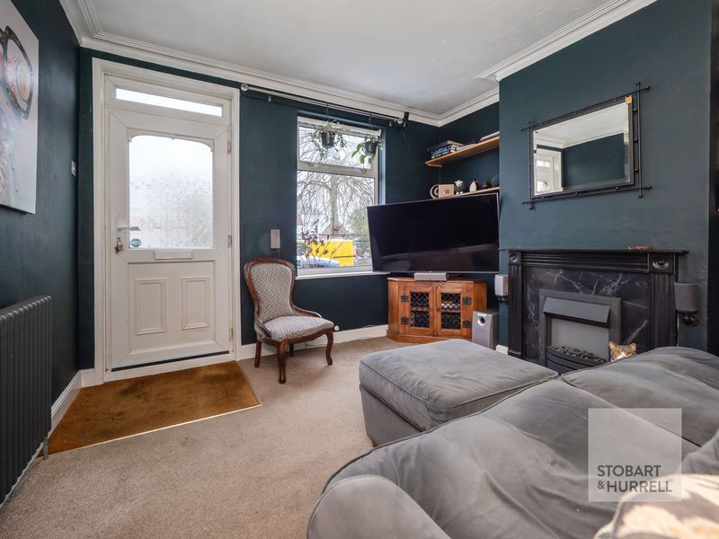 Property photo 2 of 14 Lounge