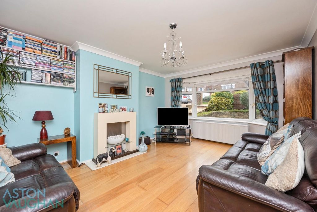 Property photo 2 of 22