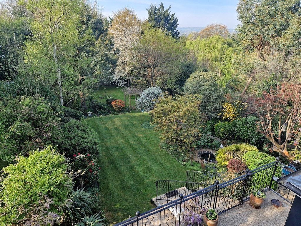 Property photo 2 of 15 Picture No. 24