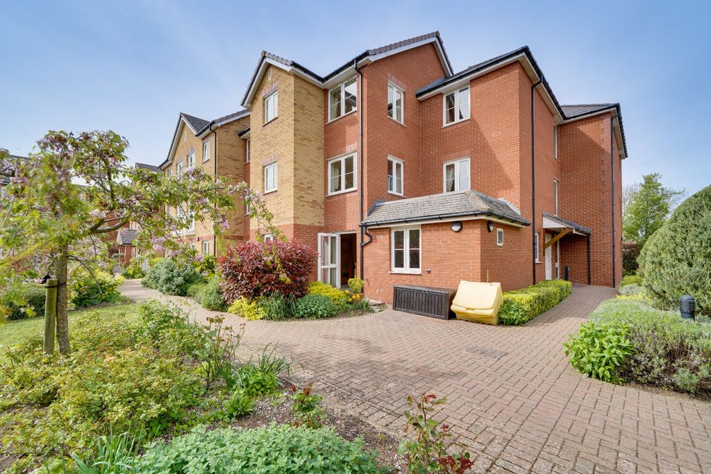 Property photo 1 of 10 3108660