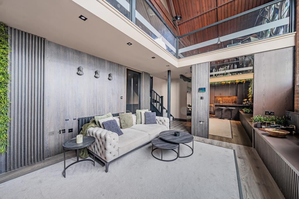 Property photo 2 of 21 Reception Room