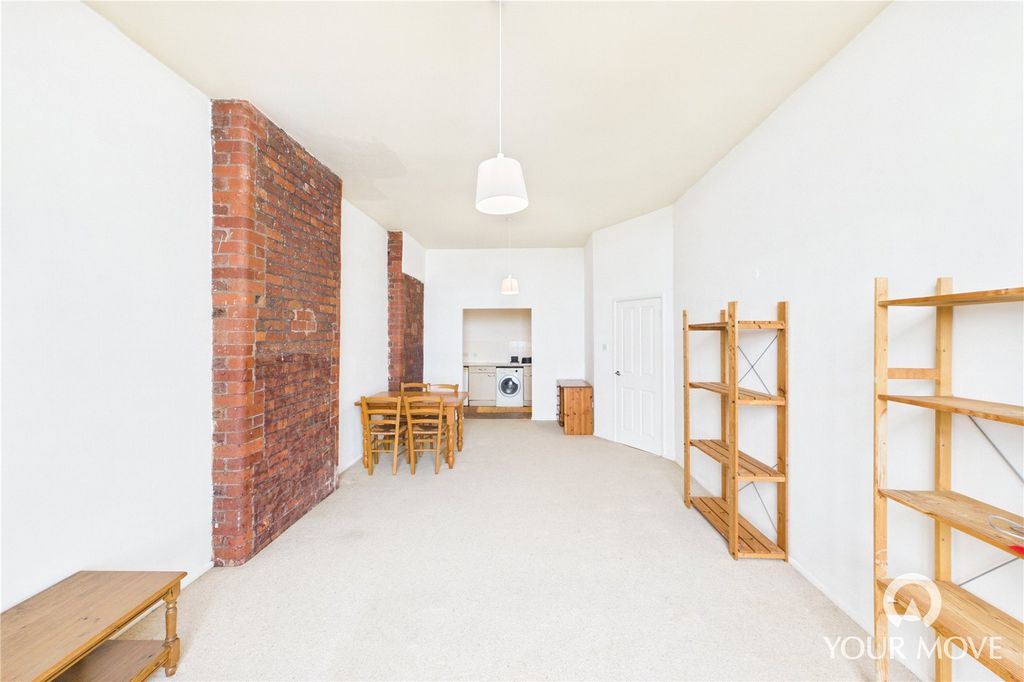 Property photo 3 of 7 Picture No. 23