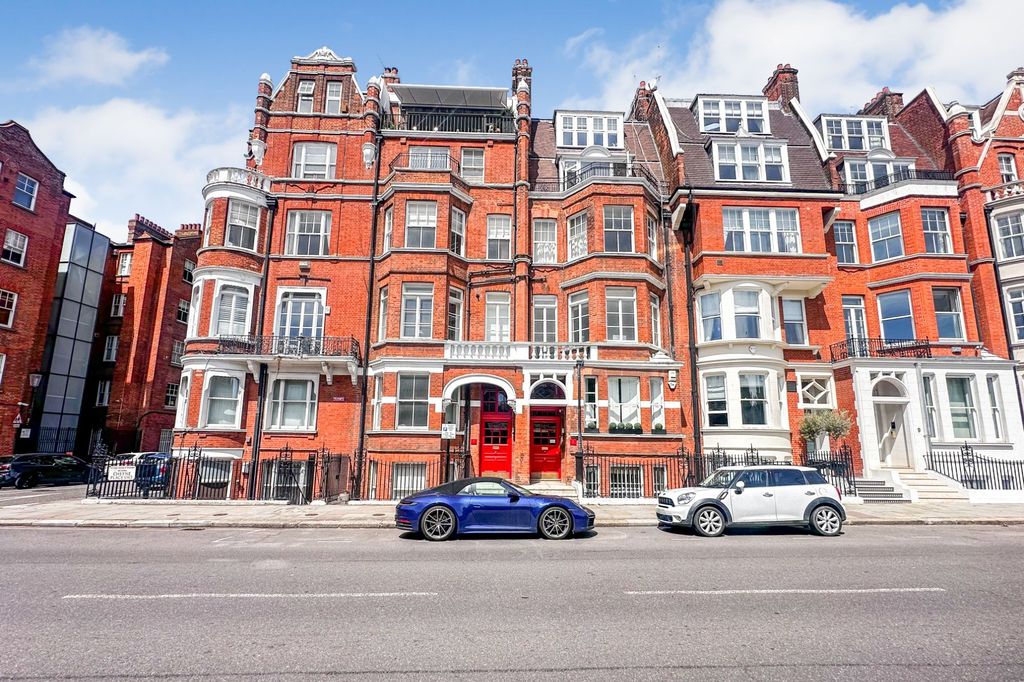 Property photo 2 of 3 3- 5 Cheyne Place, Chelsea, London, Sw3 4Hh