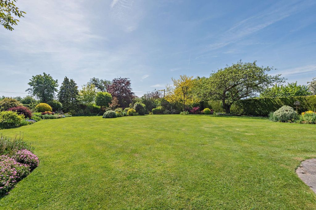 Property photo 3 of 23 Picture No. 06
