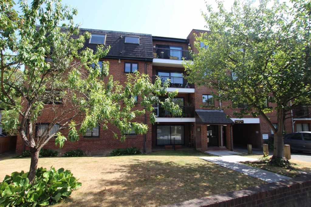 Property photo 1 of 6