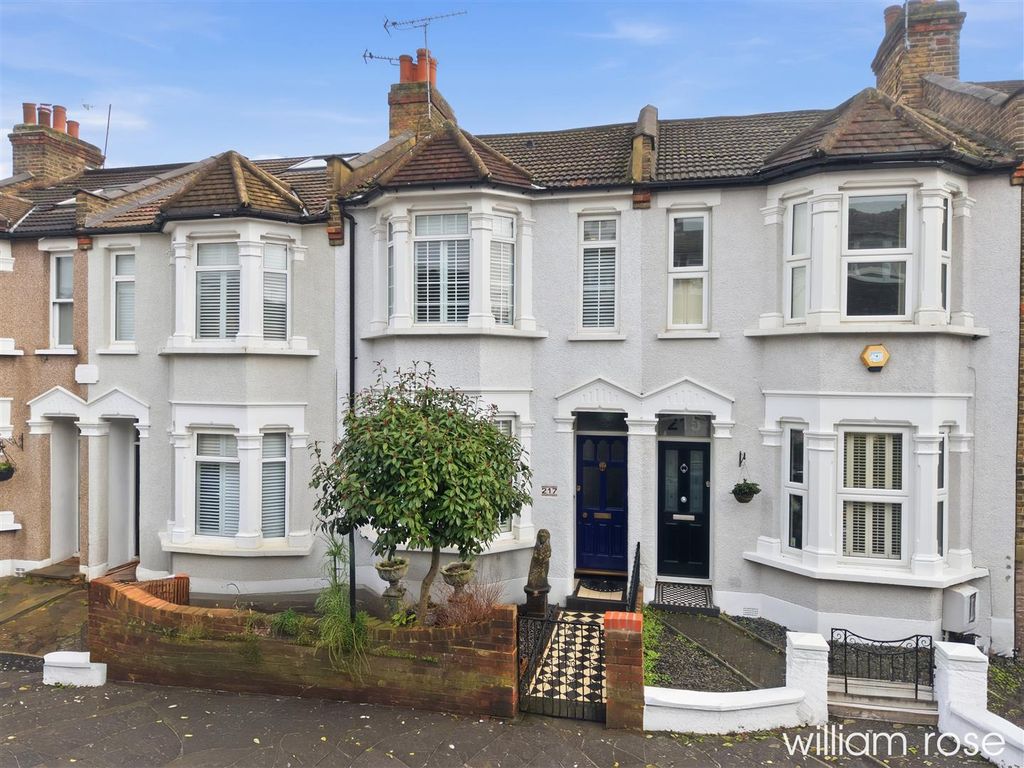 Property photo 1 of 17 Dji_20260112131416_0215_d.Jpg