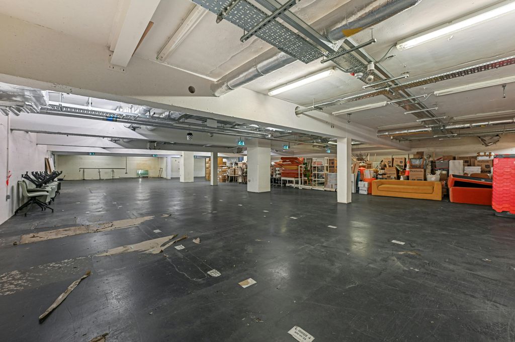 Property photo 2 of 17 Ol-Bc-76Eastroad-6.Jpg