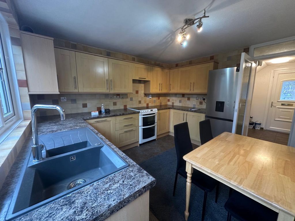 Property photo 1 of 10 Photo 1