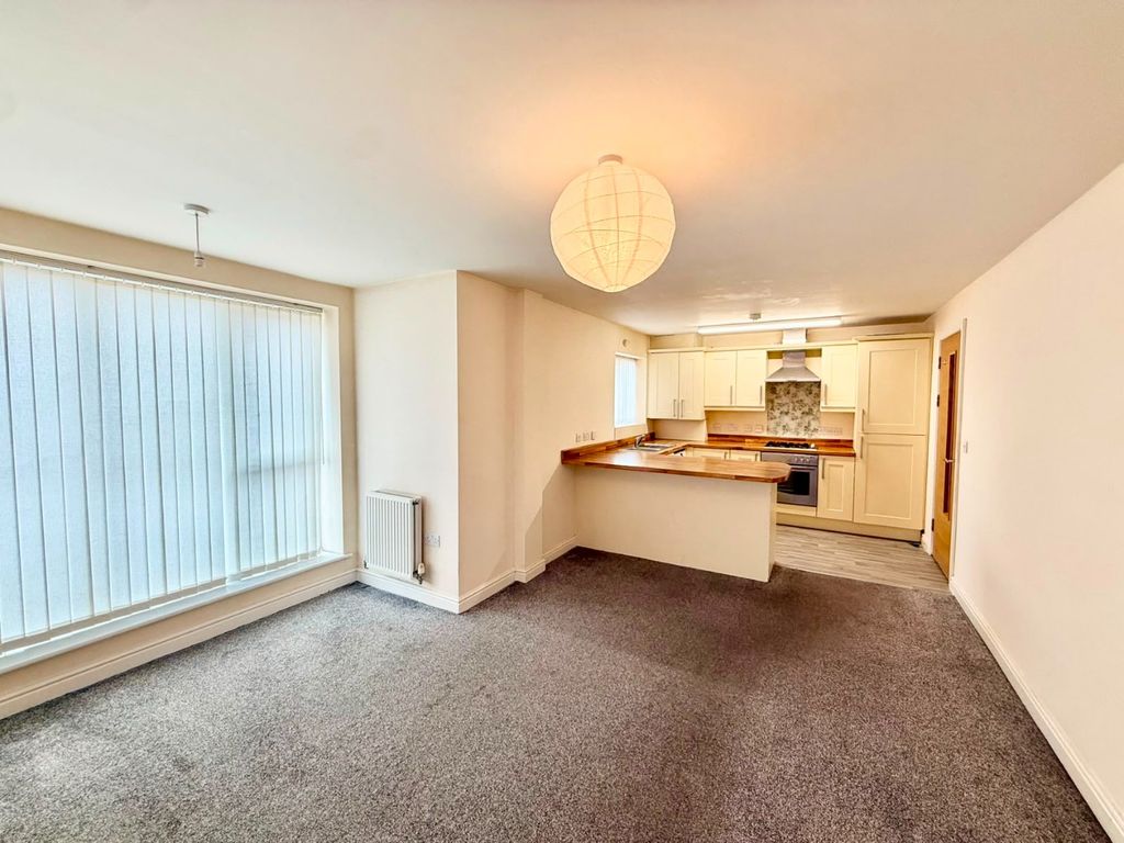 Property photo 3 of 11