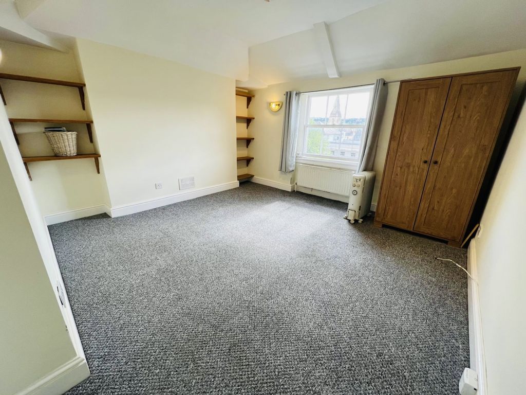 Property photo 2 of 5 94A1E2B4-E3F2-4Ed4-92Aa-8B542174B031