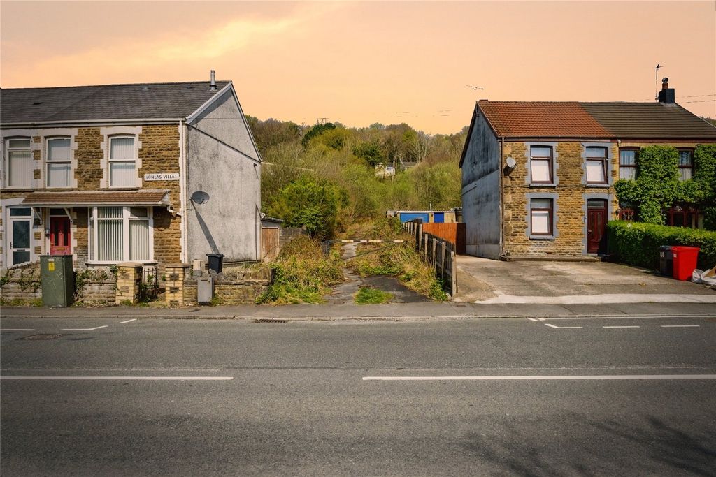 Property photo 1 of 18 Picture No. 19