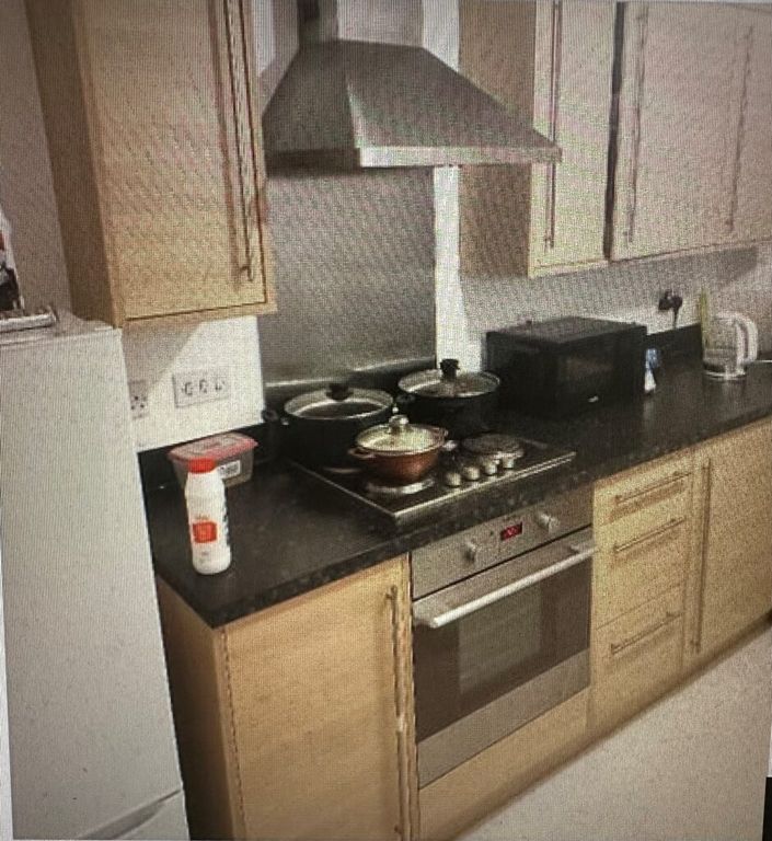 Property photo 2 of 3