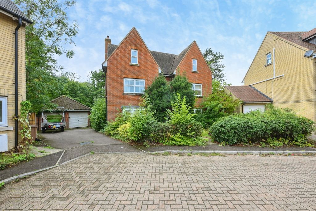 Property photo 1 of 26