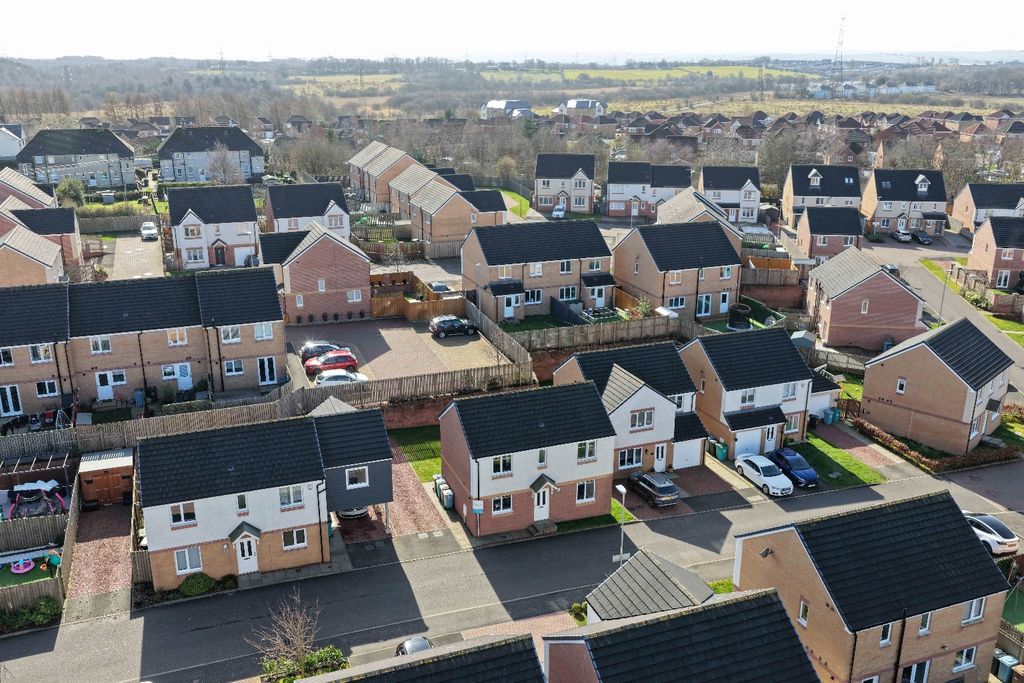 Property photo 1 of 21 4921260