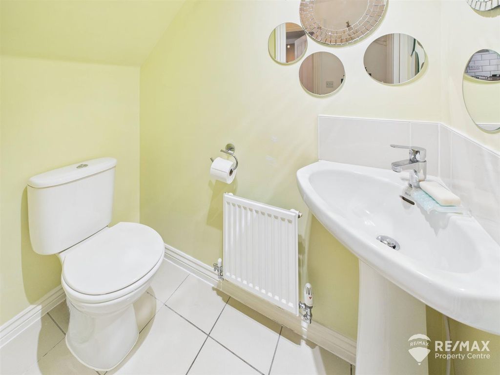 Property photo 3 of 26 Cam02842G0-Pr0314-Still004.Jpg