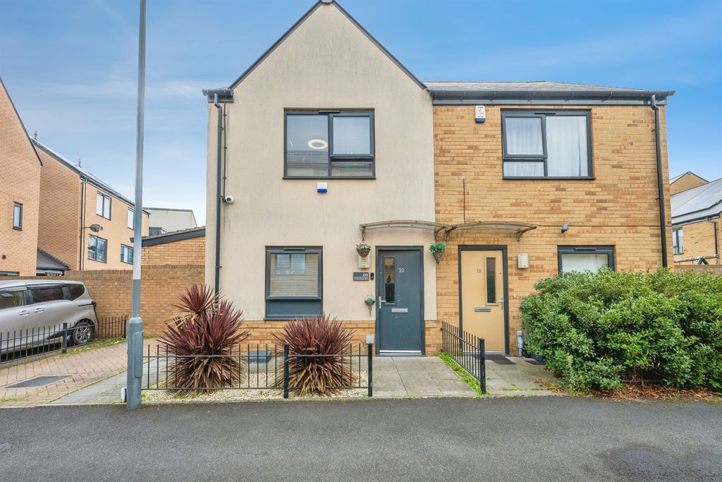 Property photo 1 of 19
