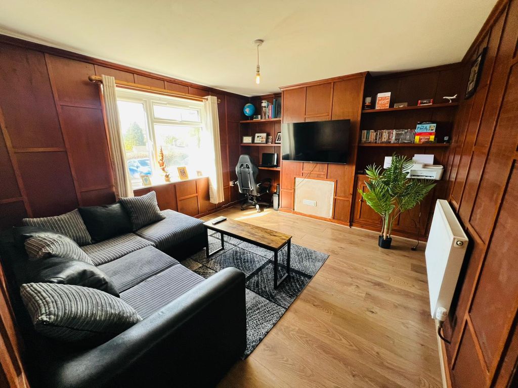 Property photo 2 of 9 Living Room