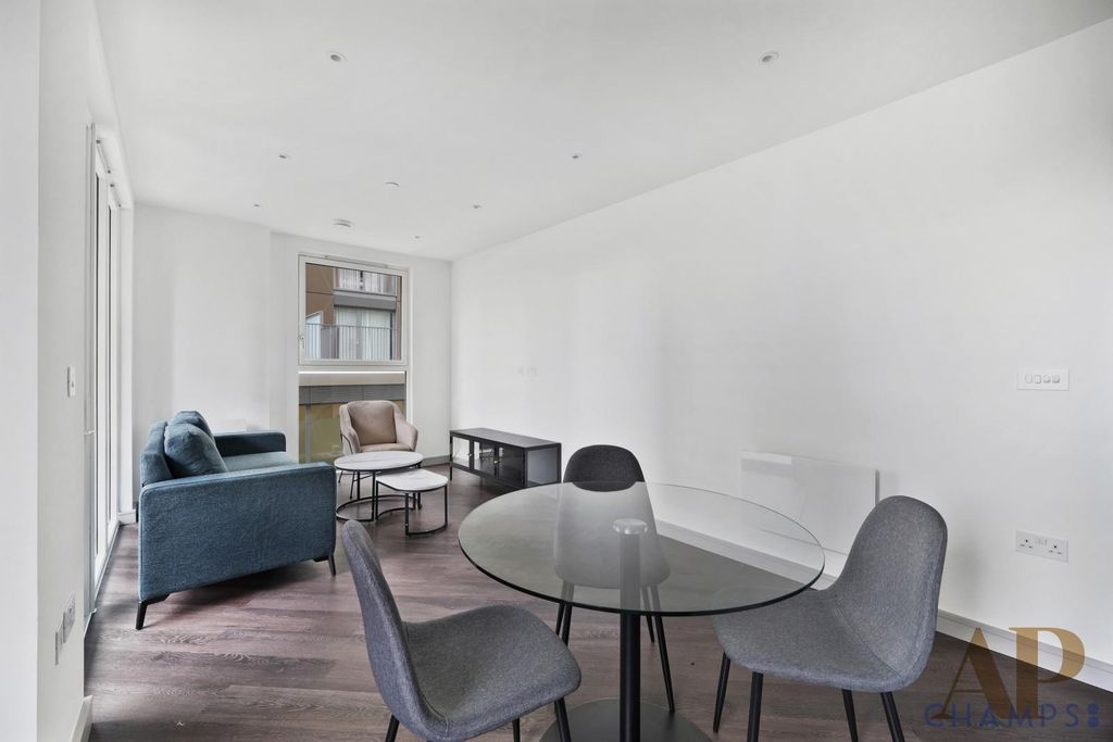 Property photo 3 of 4 Gallery