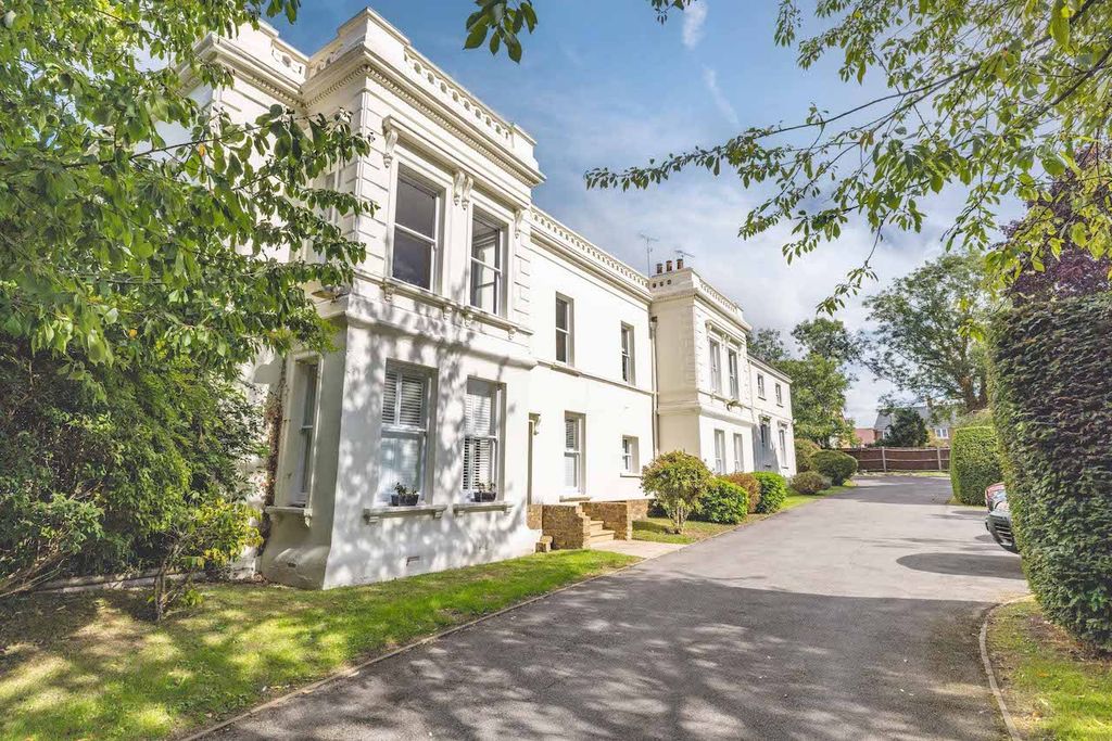 Property photo 1 of 19