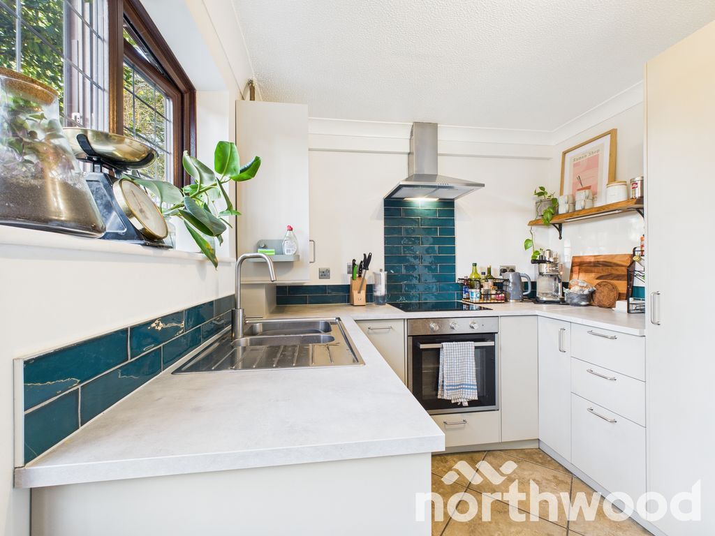 Property photo 3 of 24