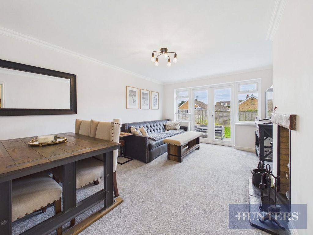 Property photo 3 of 13 Cam05316G0-Pr0392-Still015.Jpg