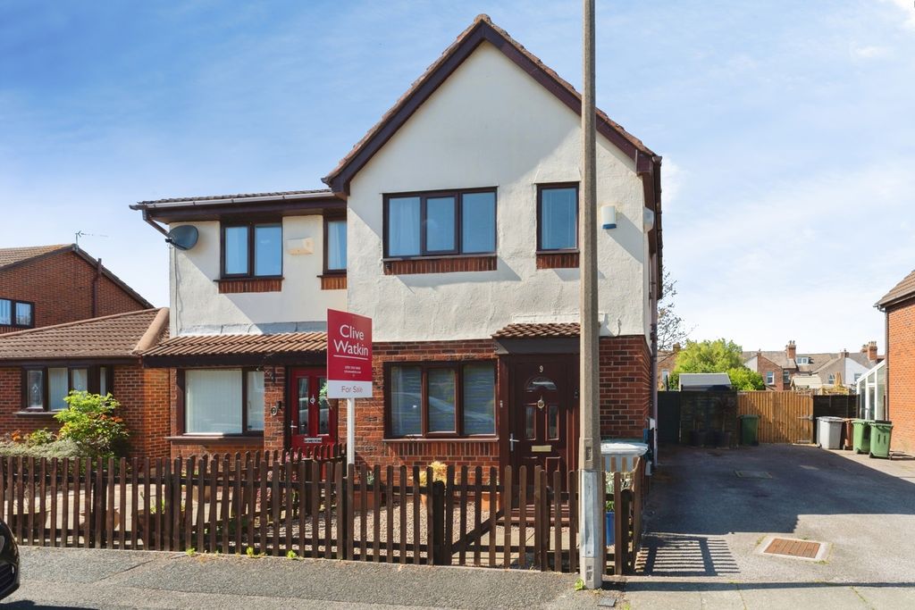 Property photo 1 of 19 Pbox-Img.Jpg