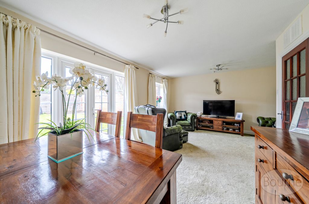 Property photo 3 of 19 60c3Beb4-B4c2-485...