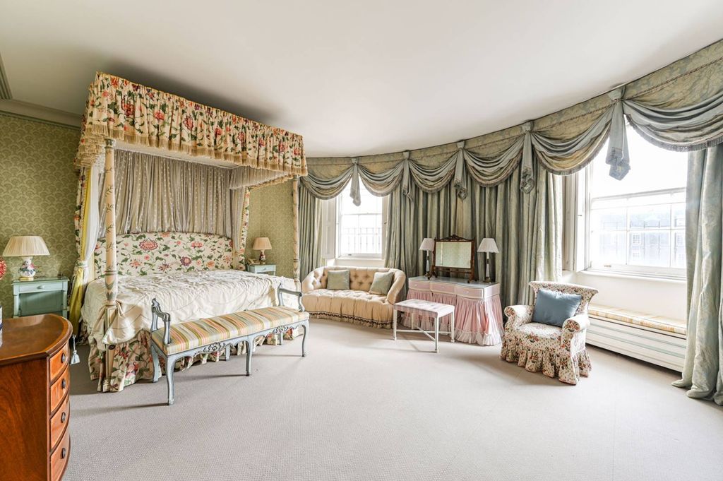 Additional image 11 of 6 bed terraced house to rentUpper Grosvenor Street, Mayfair, London W1K