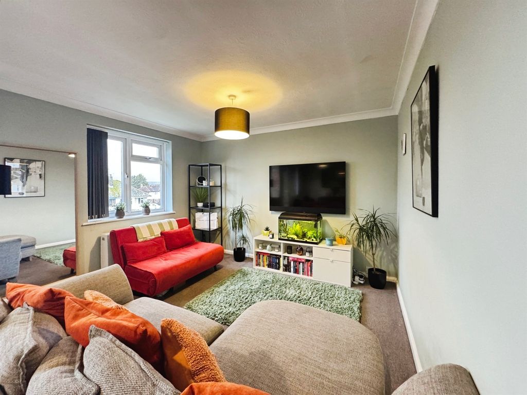 Property photo 3 of 19