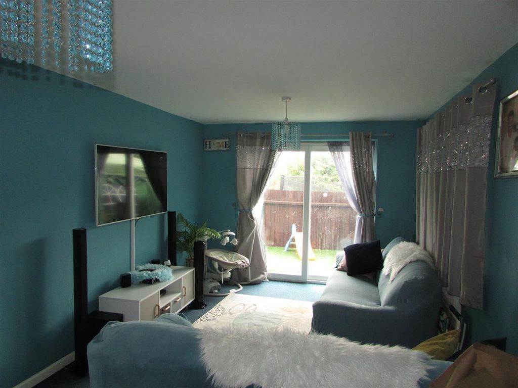 Property photo 2 of 5 001.Jpg