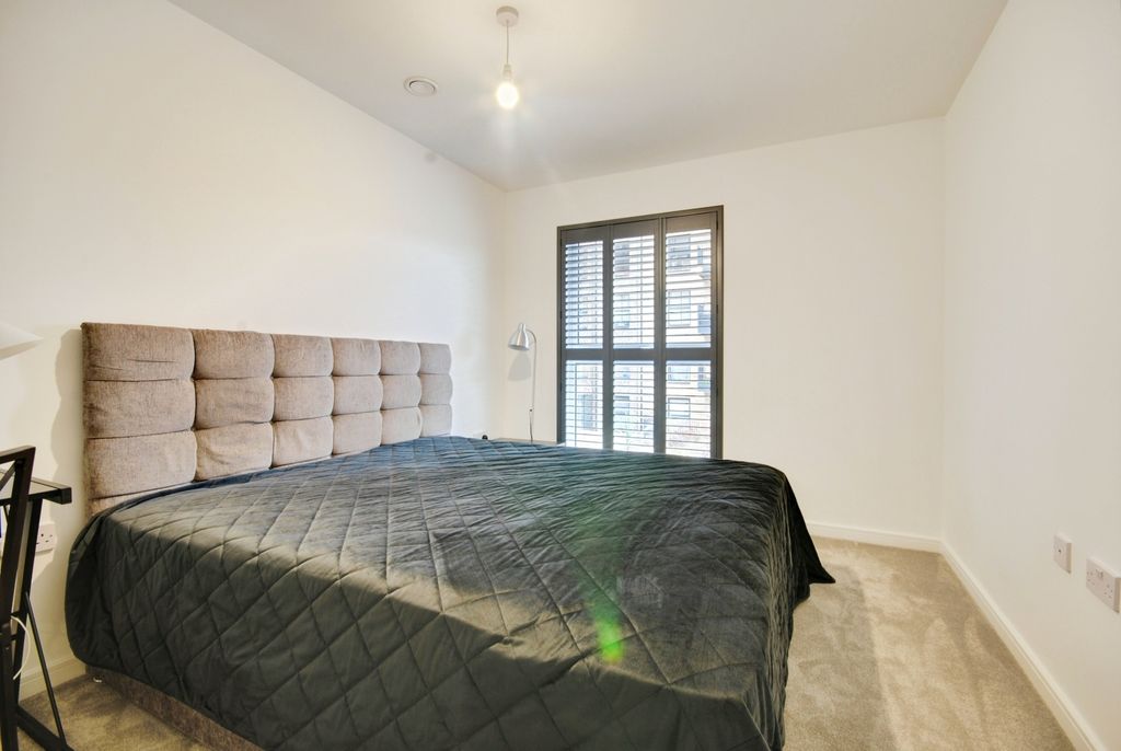 Property photo 3 of 5 Pbox-Img.Jpg