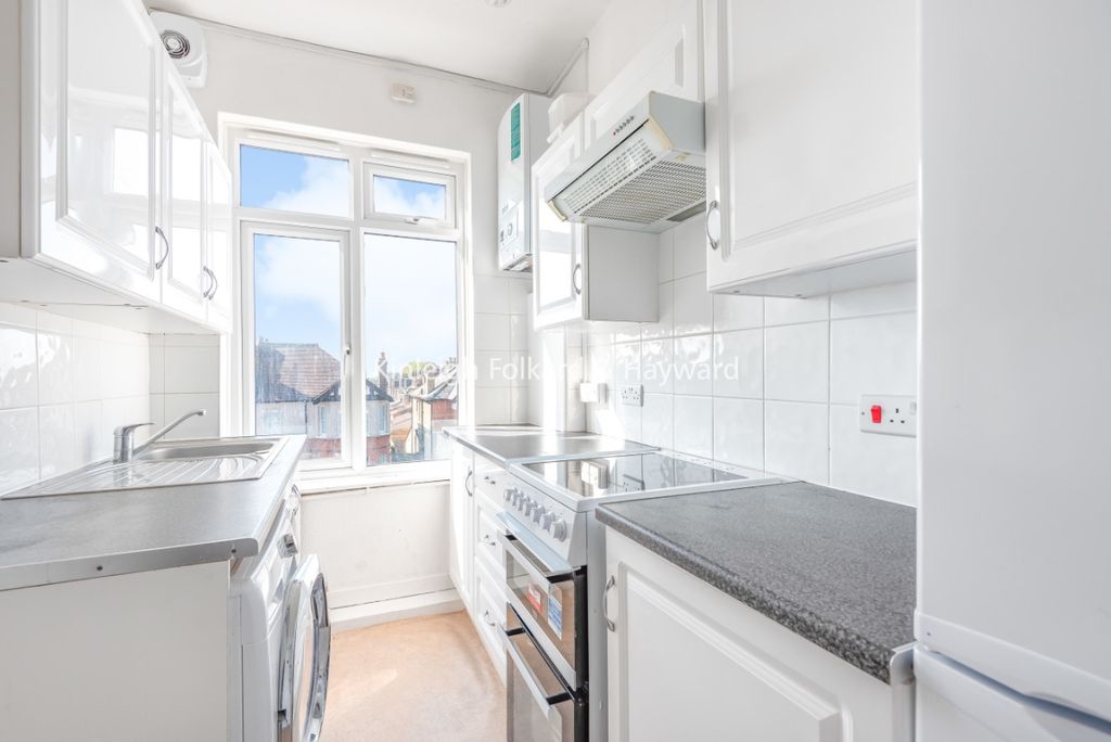 Property photo 2 of 7 9Bb27A5F-3518-446A-8