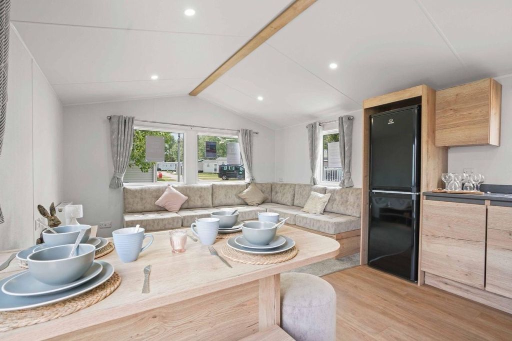 Property photo 1 of 7 Willerby Midhurst 2024 Car0062751 107866145.Jpeg
