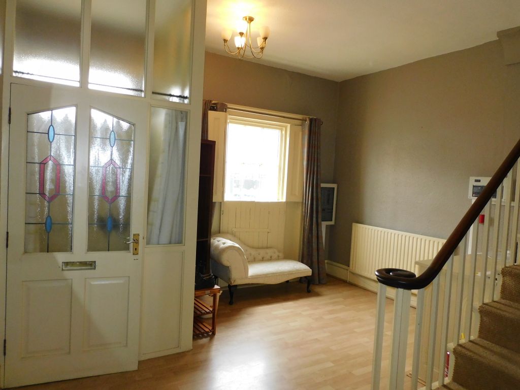 Property photo 3 of 25