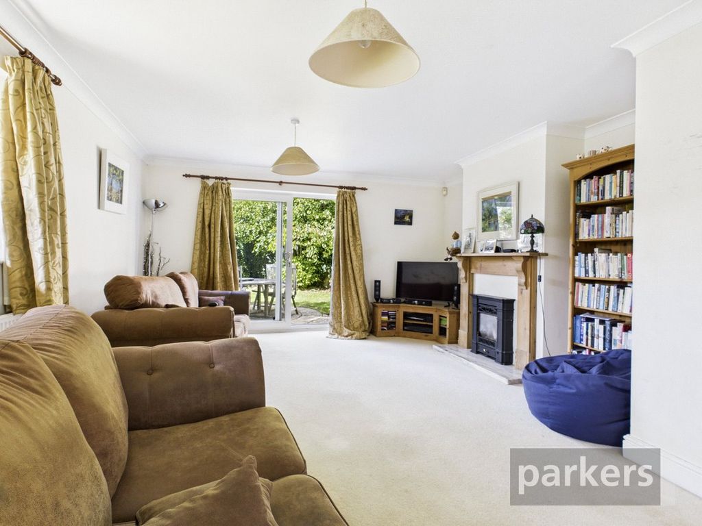 Property photo 3 of 32 Picture No. 05