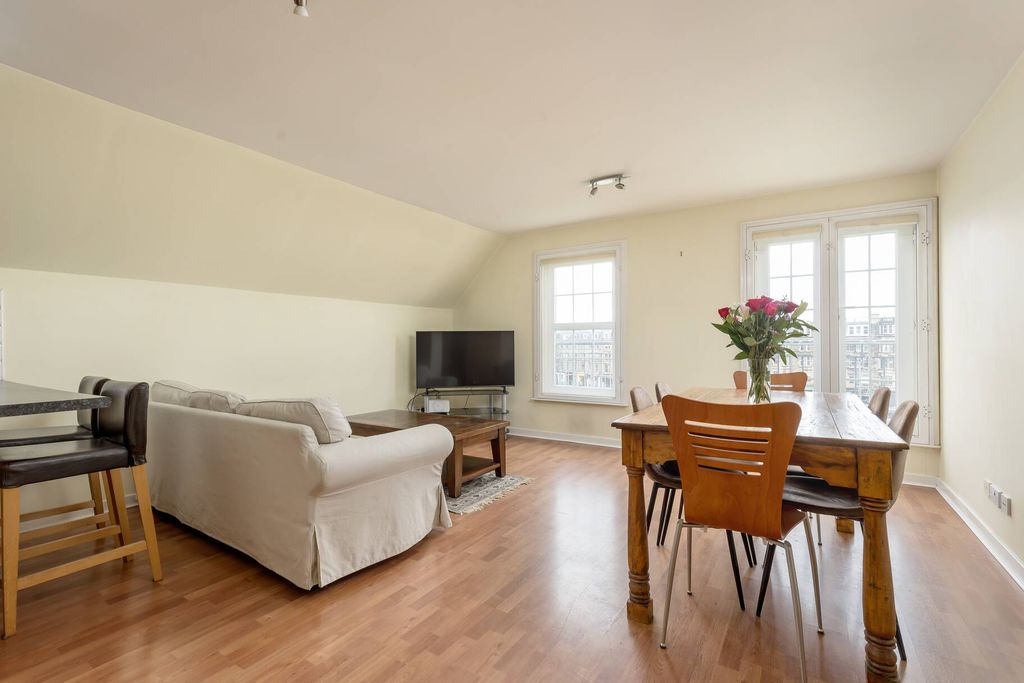 Property photo 2 of 24 Property Image 2