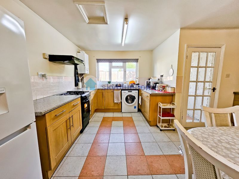 Property photo 3 of 15 Photo 1