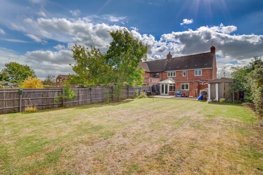 Property photo 1 of 16 Picture No. 25