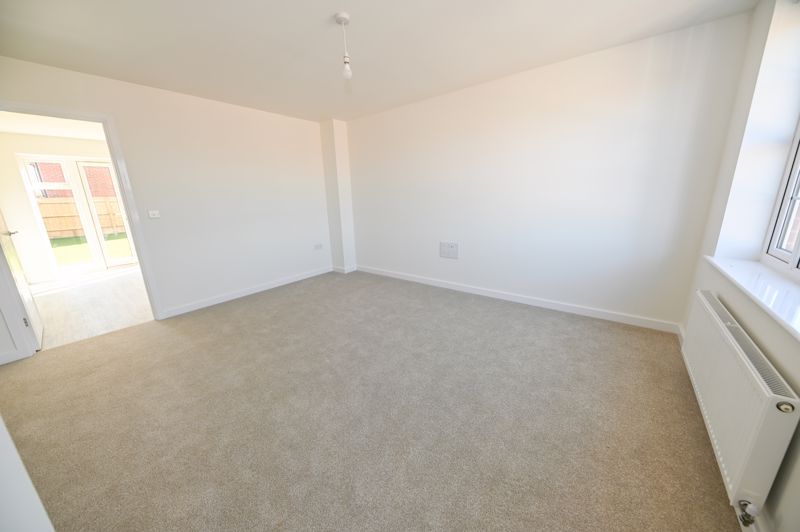 Property photo 3 of 10 Photo 9
