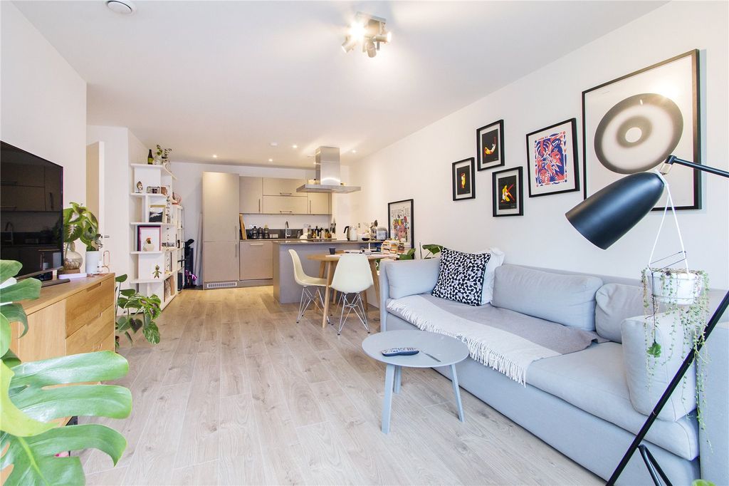 Property photo 3 of 9 Picture No. 08