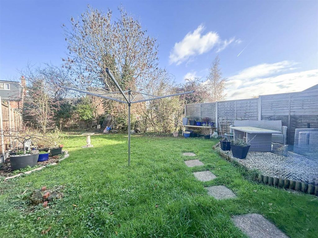 Property photo 1 of 7 G5Ki2Emqquknmuhvgcnmfa.Jpg