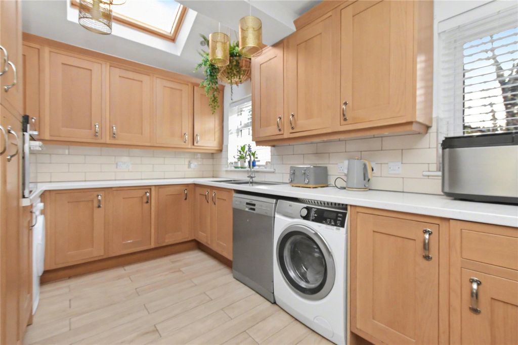 Property photo 3 of 26 Picture No. 19