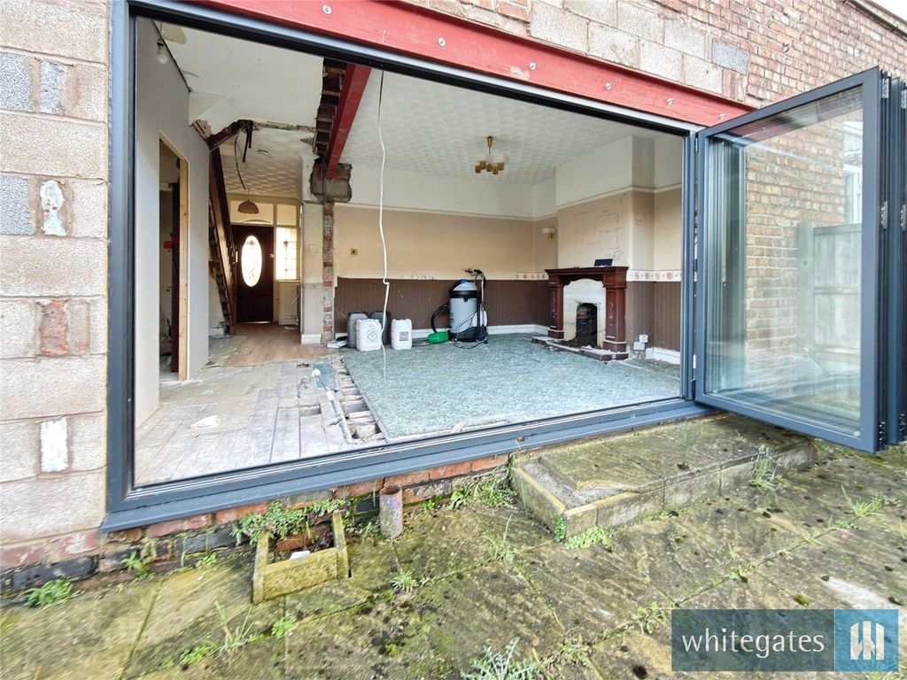 Property photo 2 of 20 Picture No. 17