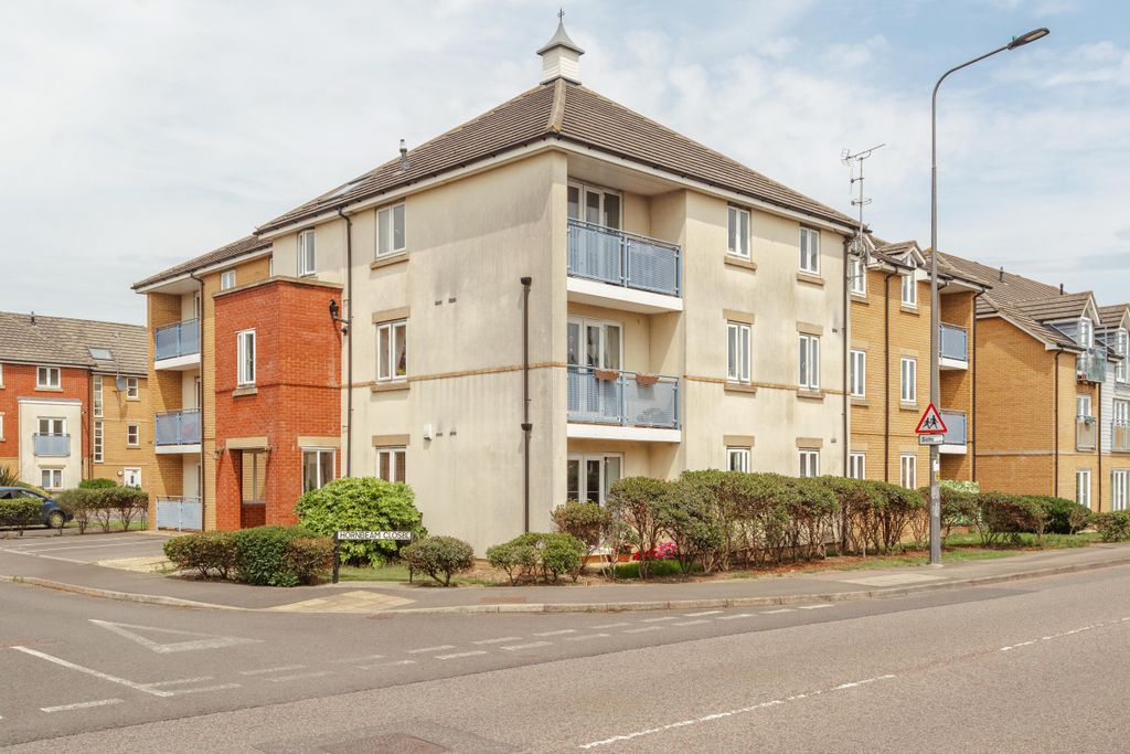 Property photo 2 of 12 15