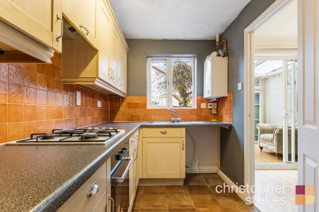 Property photo 2 of 20 4663904