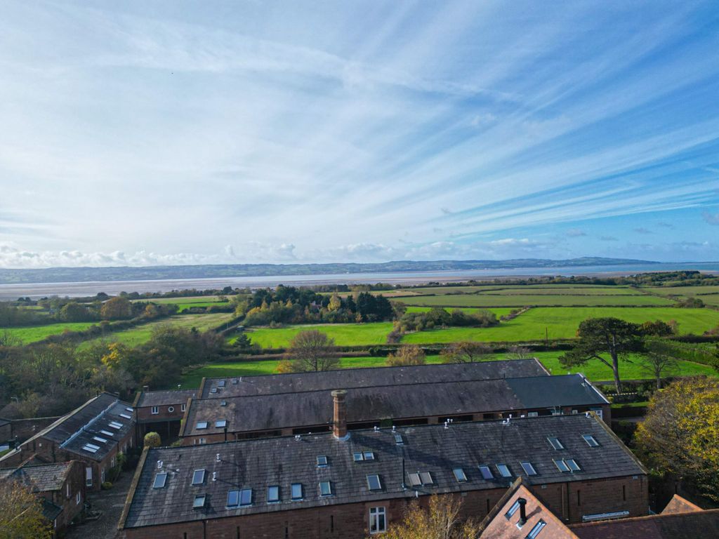 Property photo 3 of 16 Photo 16