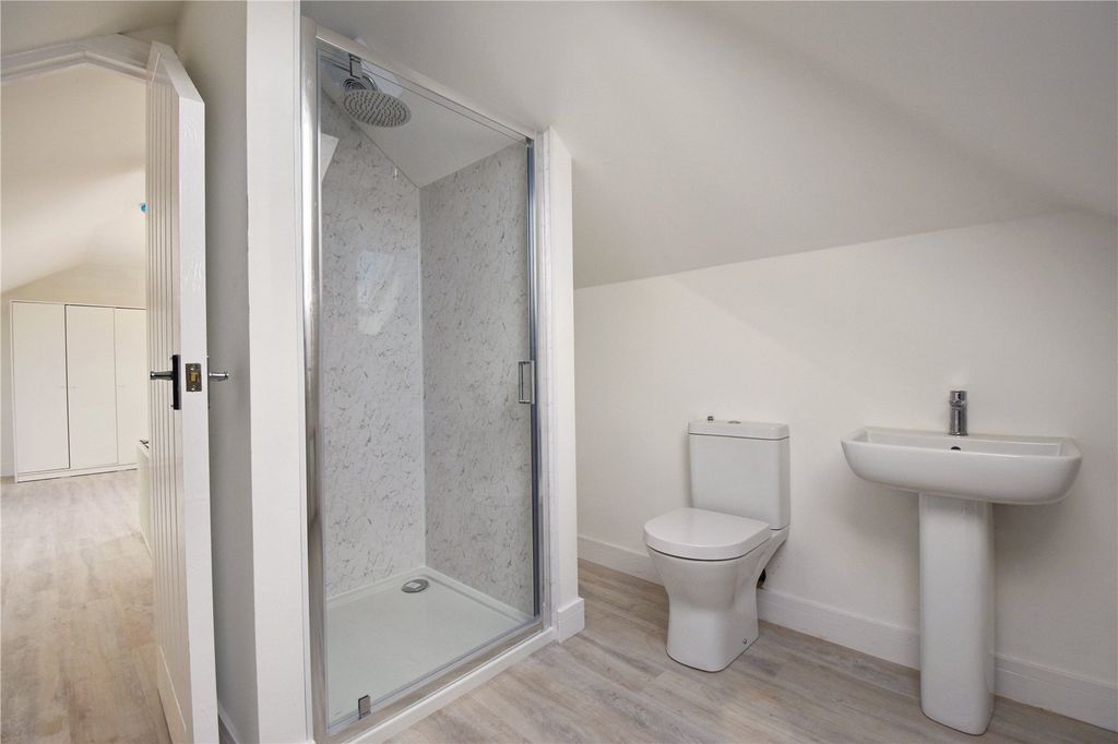 Property photo 2 of 10 Picture No. 01