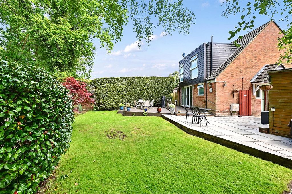 Property photo 2 of 13 Picture No. 15
