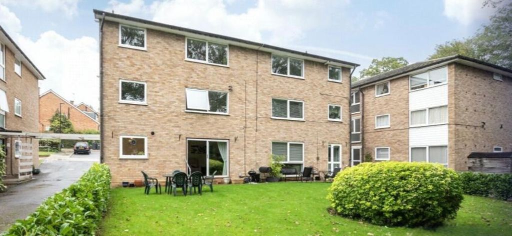 Property photo 1 of 6