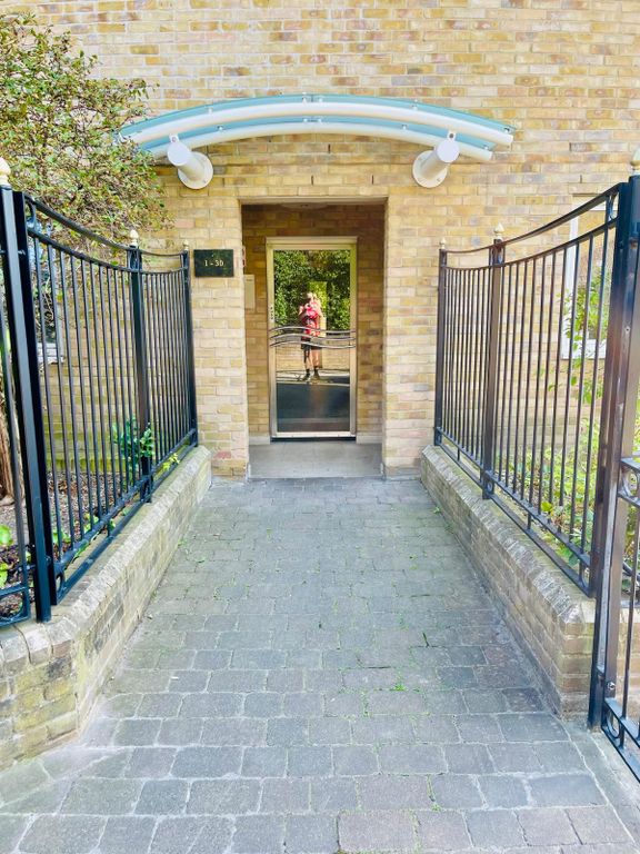 Property photo 3 of 14